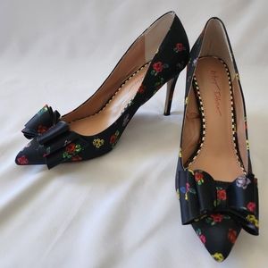 Bestsy Johnson Heels
